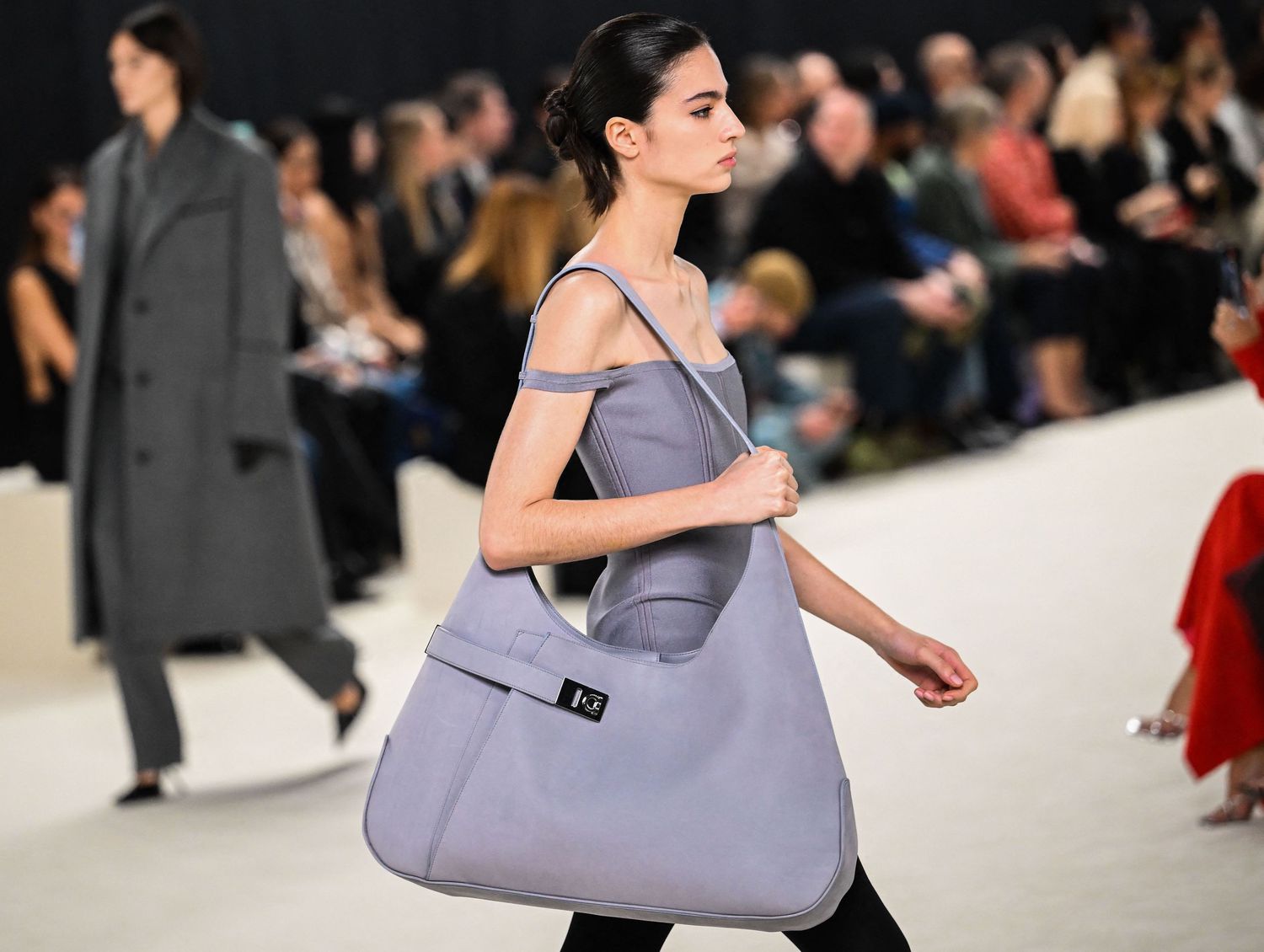 Handbag trends are not just functional accessories but also fashion statements that can elevate any outfit. Every season, new handbag trends emerge