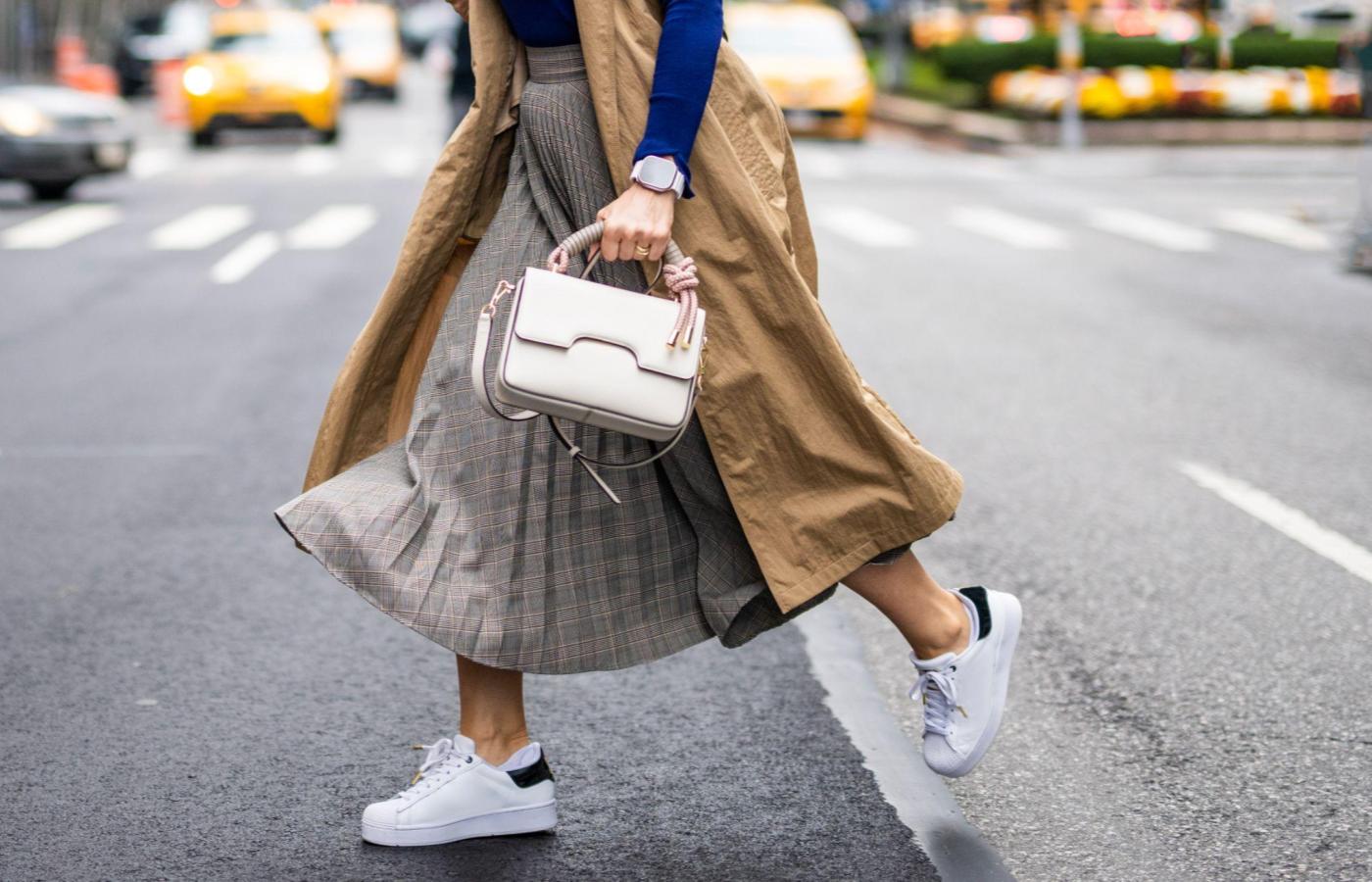 Handbag trends are not just functional accessories but also fashion statements that can elevate any outfit. Every season, new handbag trends emerge