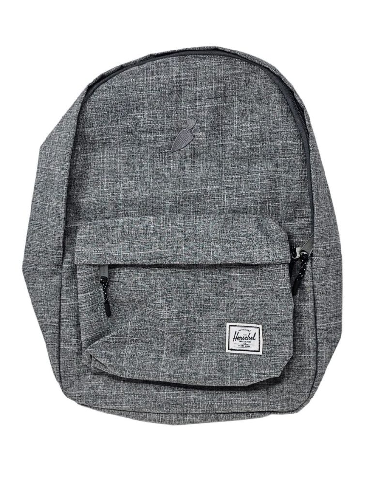 Standard backpack size
