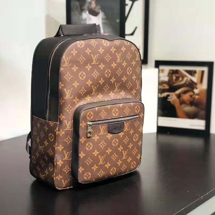 Men's louis vuitton backpack