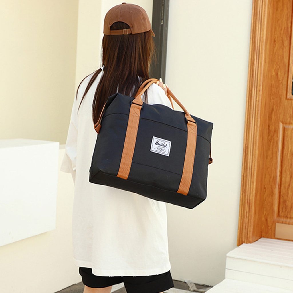 Travel tote bags for women