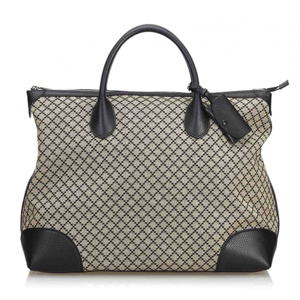 Luxury travel tote