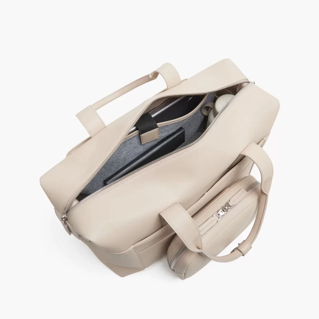 Monos travel tote