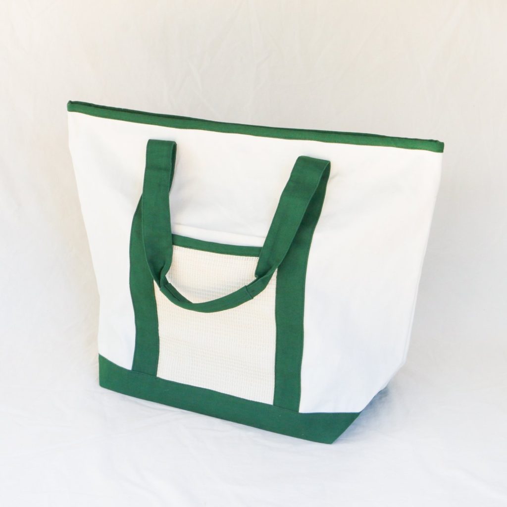 Tote travel bags 