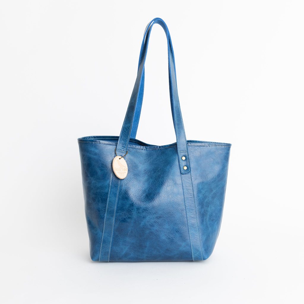 Tote travel bags 