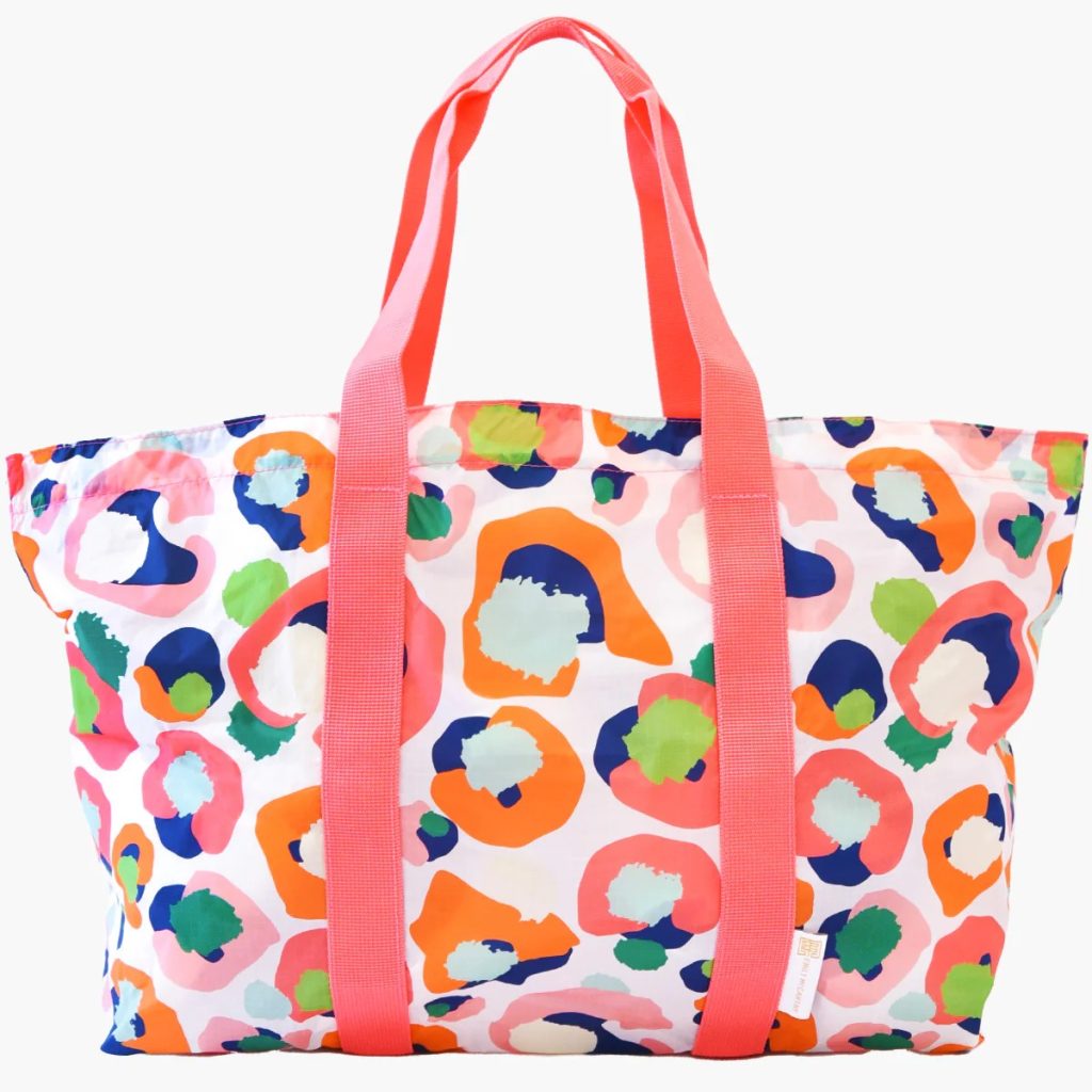 travel tote bag designer